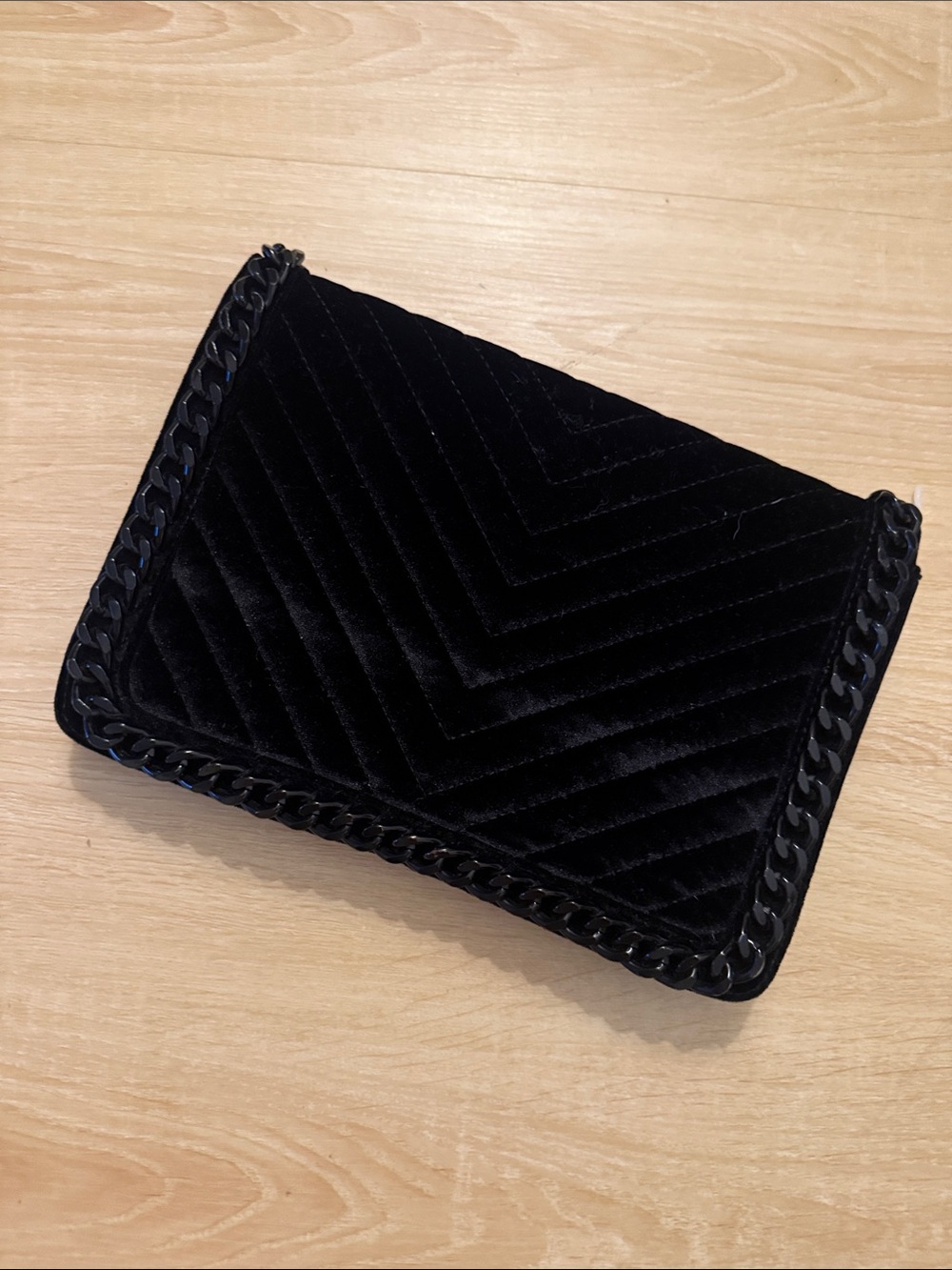 ALDO Black Quilted Velvet Bag missing chain